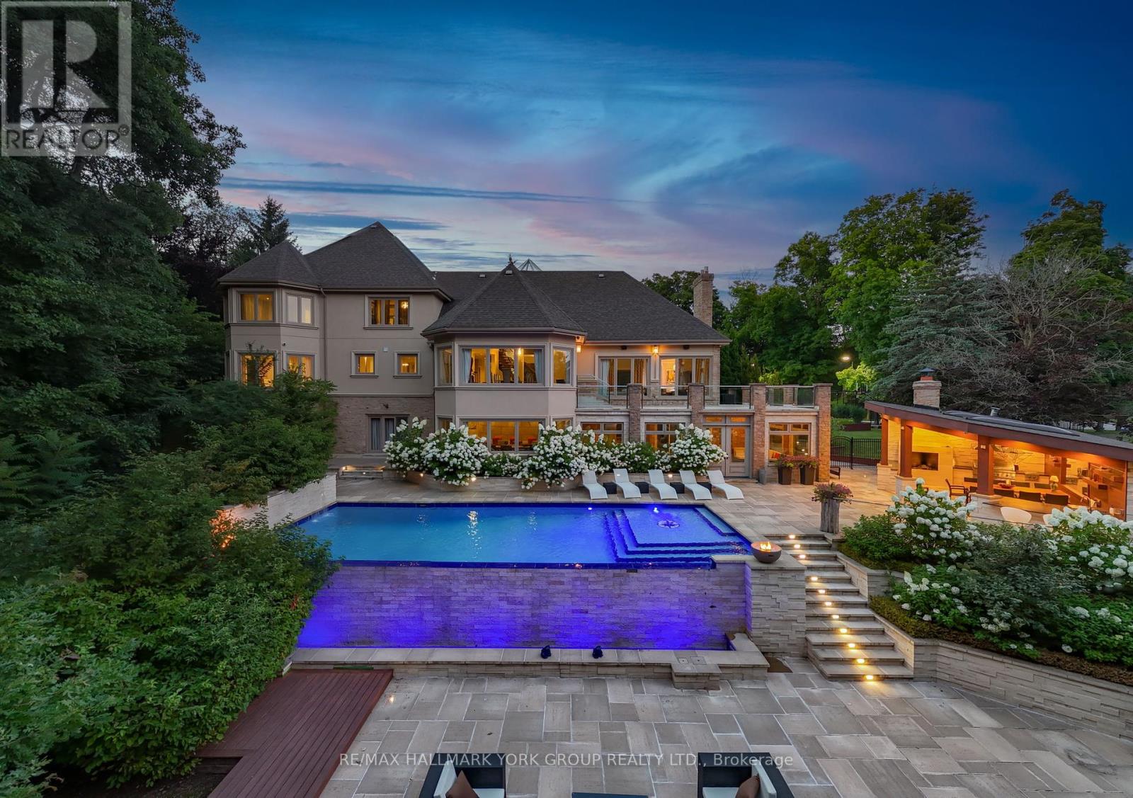 24 DEW DROP COURT, Vaughan, Ontario
