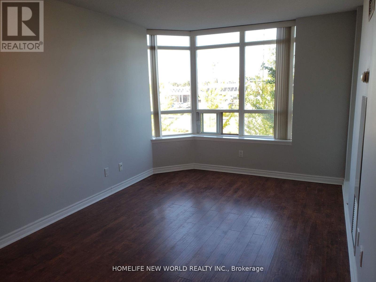 301 - 130 Pond Drive, Markham, Ontario  L3T 7W5 - Photo 9 - N12438821