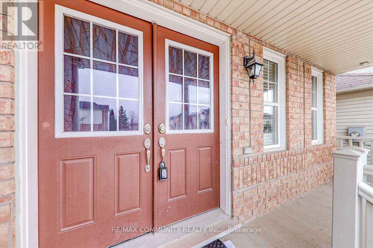 47 Ferris Lane, New Tecumseth, Ontario  L9R 0J1 - Photo 4 - N12438856