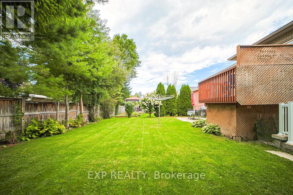 27 Green Pine Crescent, Wasaga Beach, Ontario  L9Z 1P4 - Photo 36 - S12381155
