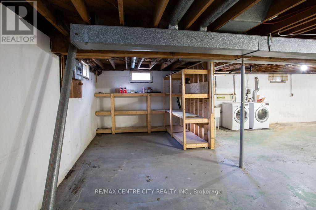 5604 Dundas Street, Thames Centre, Ontario  N0L 1G4 - Photo 24 - X12403933