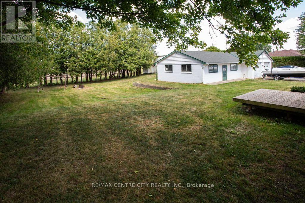 5604 Dundas Street, Thames Centre, Ontario  N0L 1G4 - Photo 5 - X12403933