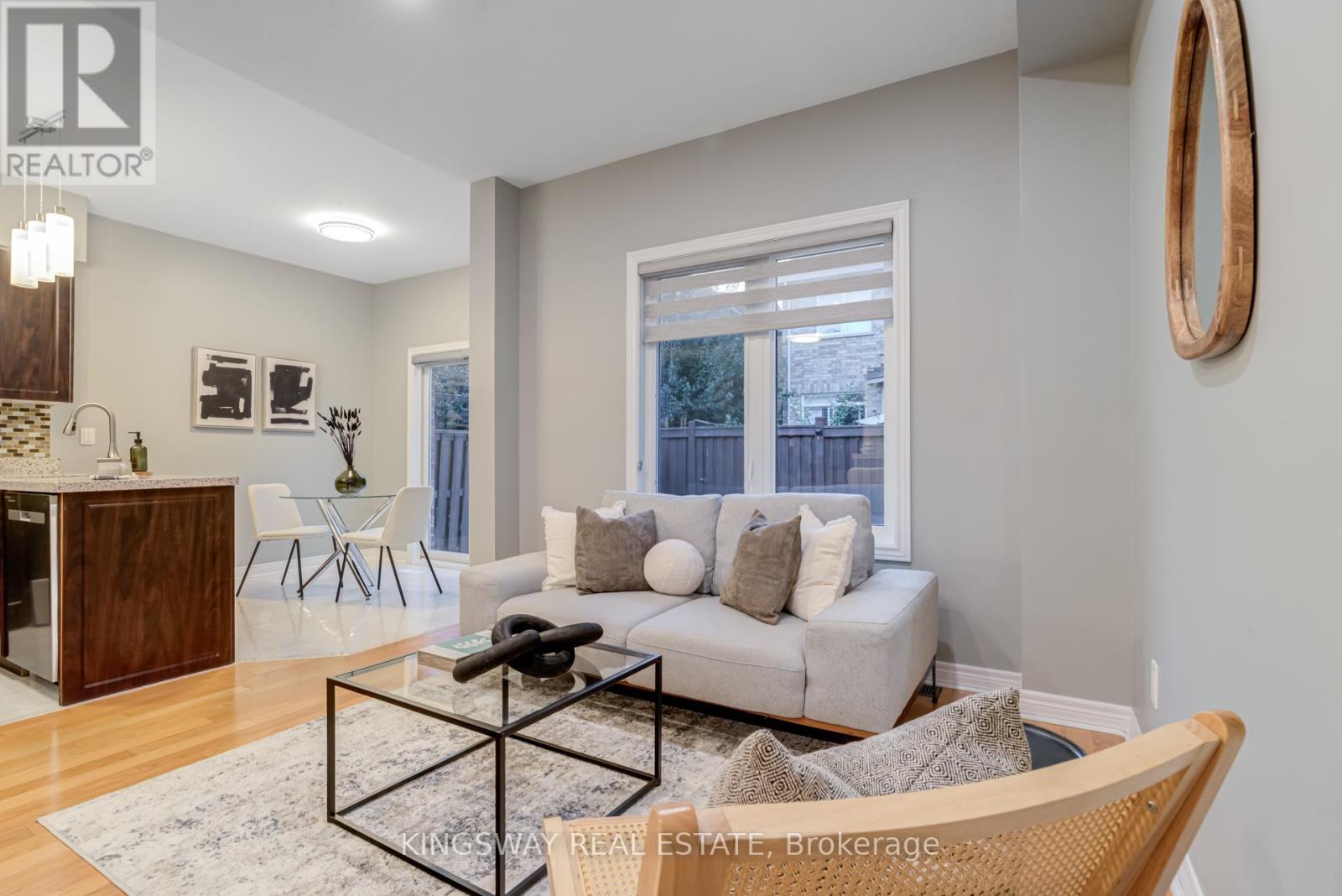 3475 Bala Drive, Mississauga, Ontario  L5M 0G6 - Photo 11 - W12438808