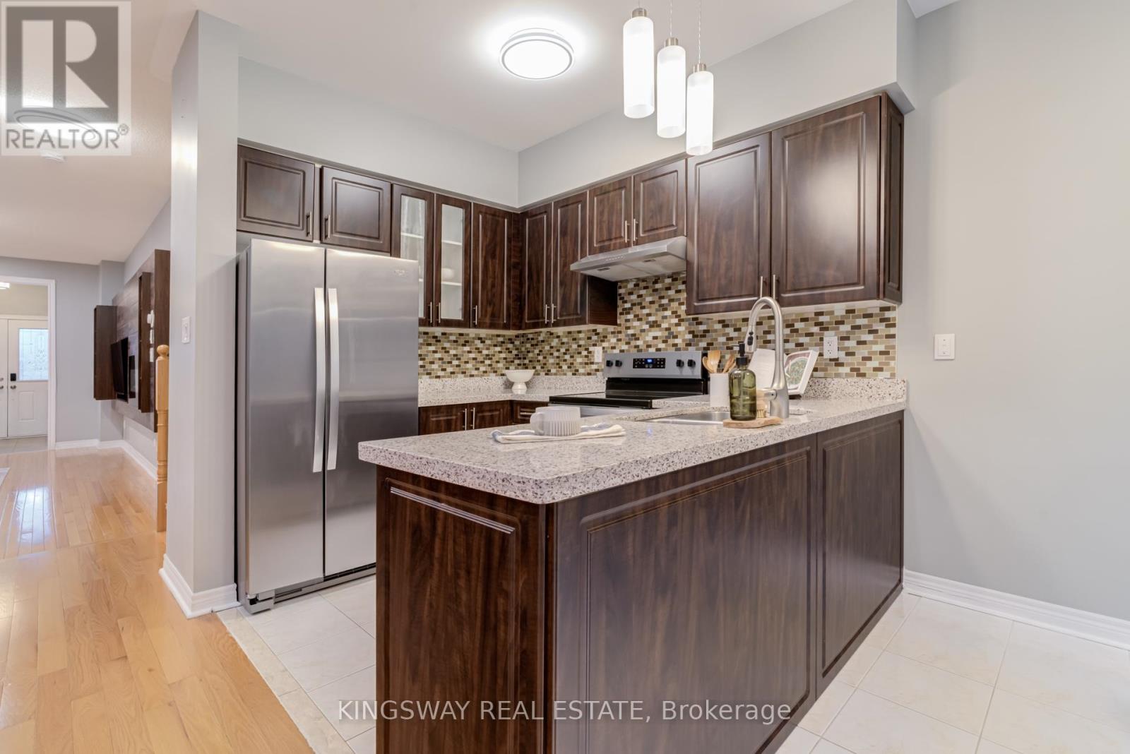 3475 Bala Drive, Mississauga, Ontario  L5M 0G6 - Photo 15 - W12438808