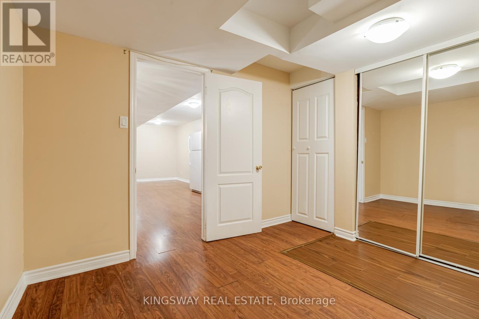 3475 Bala Drive, Mississauga, Ontario  L5M 0G6 - Photo 41 - W12438808