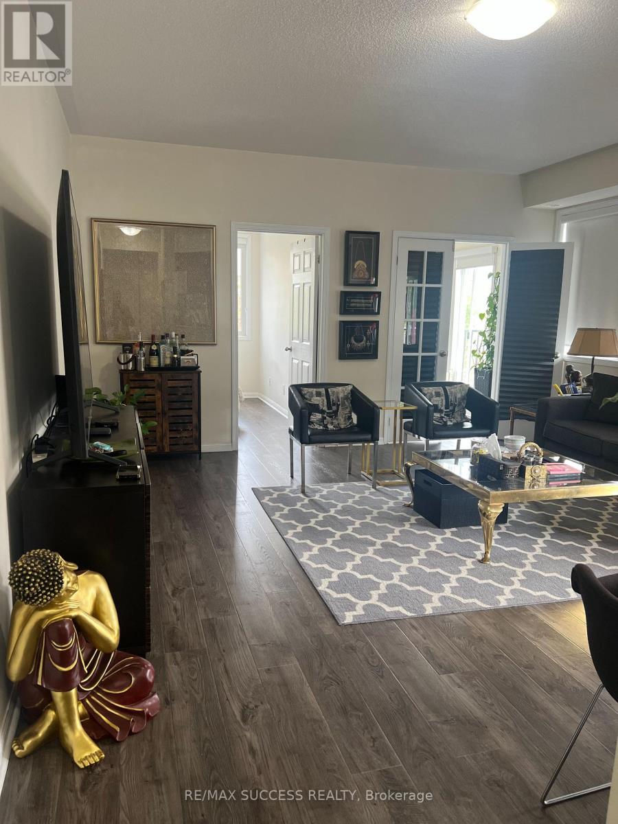 211 - 5705 Long Valley Road N, Mississauga, Ontario  L5M 0M3 - Photo 14 - W12438836