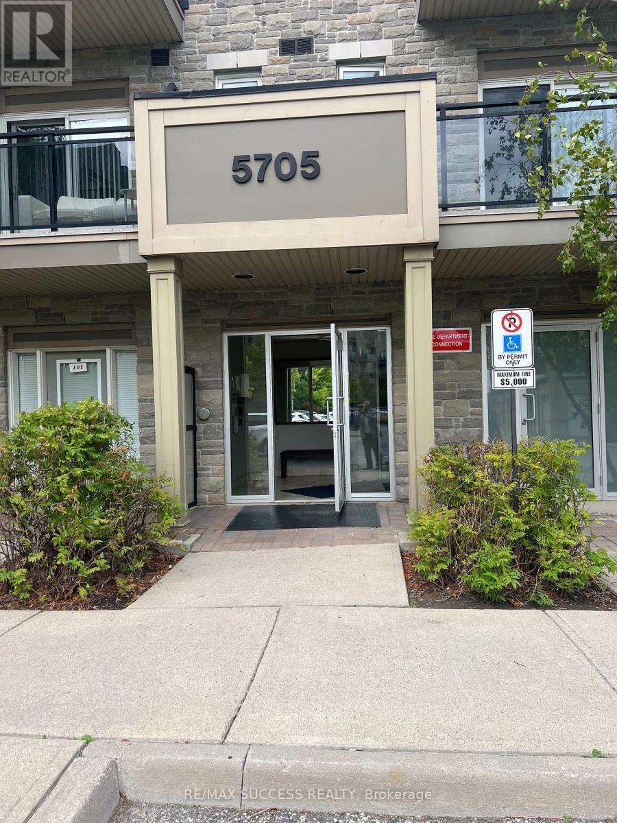 211 - 5705 Long Valley Road N, Mississauga, Ontario  L5M 0M3 - Photo 3 - W12438836