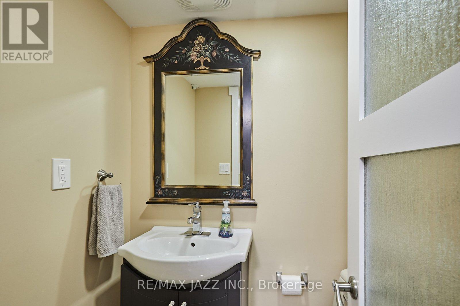 99 Bell Drive, Whitby, Ontario  L1N 2T1 - Photo 25 - E12438880