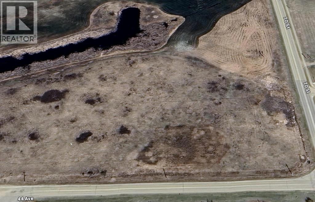 7002 44 Avenue, Stettler, Alberta  T0C 2L0 - Photo 2 - A2261501