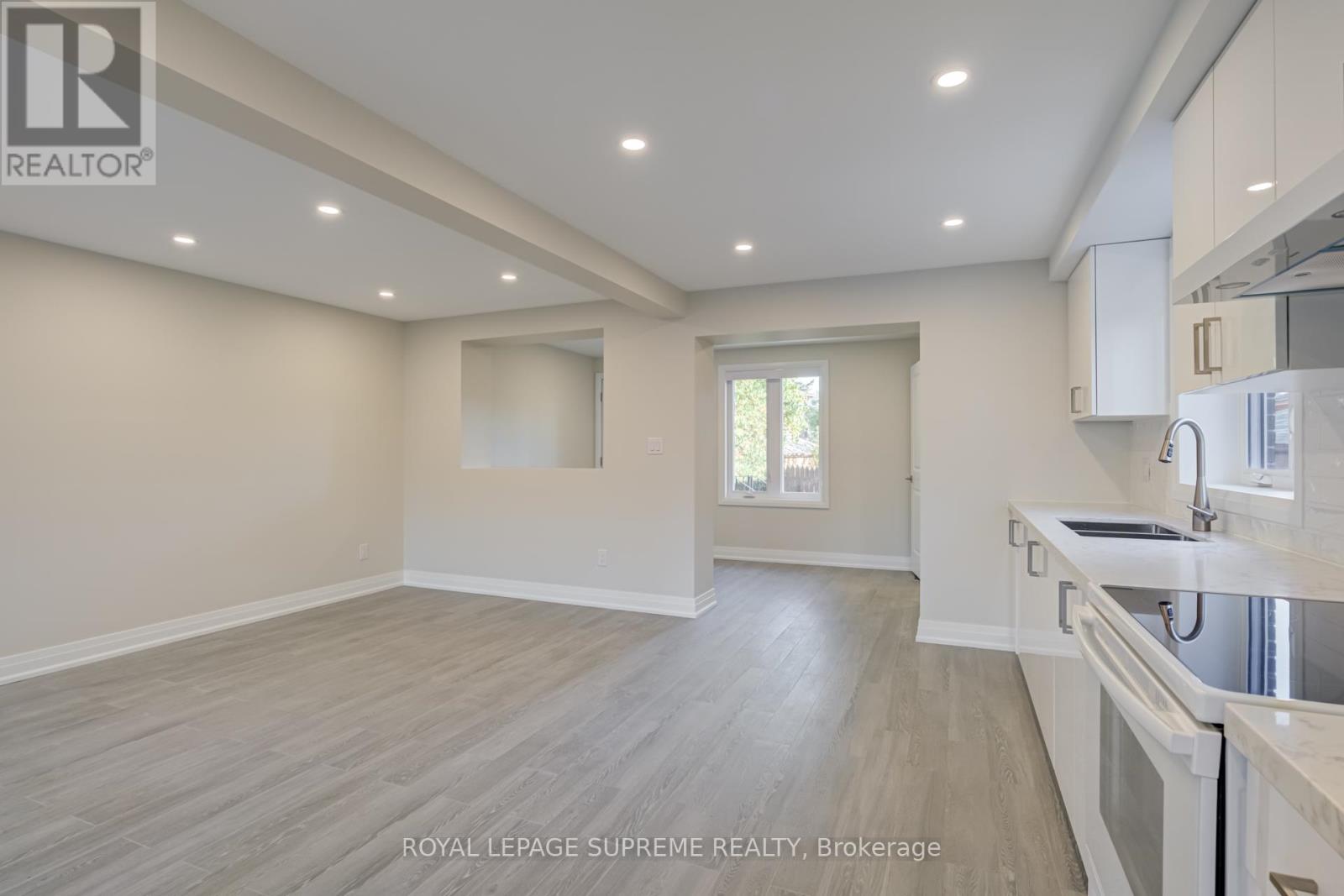 83 Clairton Crescent, Toronto, Ontario  M6N 2M7 - Photo 13 - W12433162