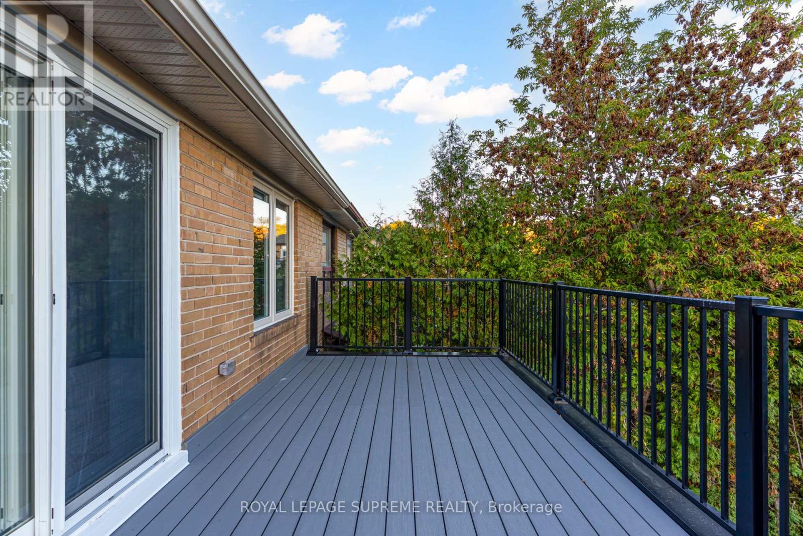 83 Clairton Crescent, Toronto, Ontario  M6N 2M7 - Photo 27 - W12433162