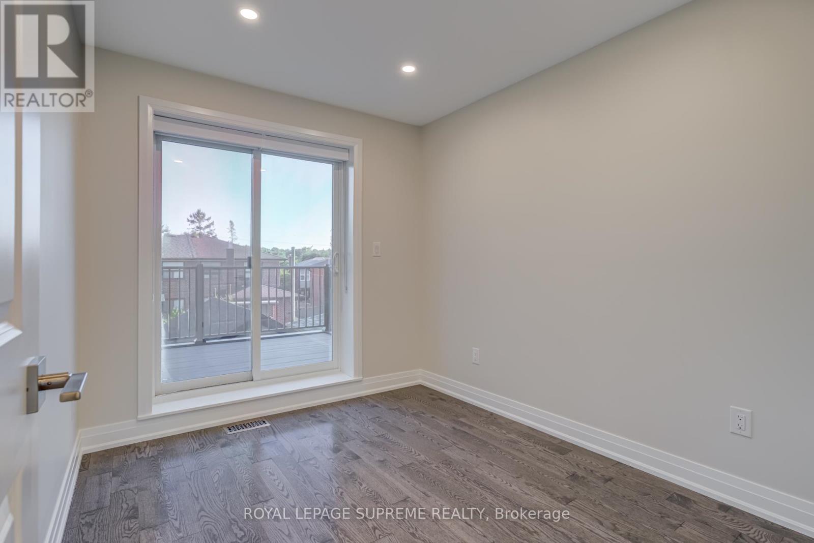 83 Clairton Crescent, Toronto, Ontario  M6N 2M7 - Photo 26 - W12433162