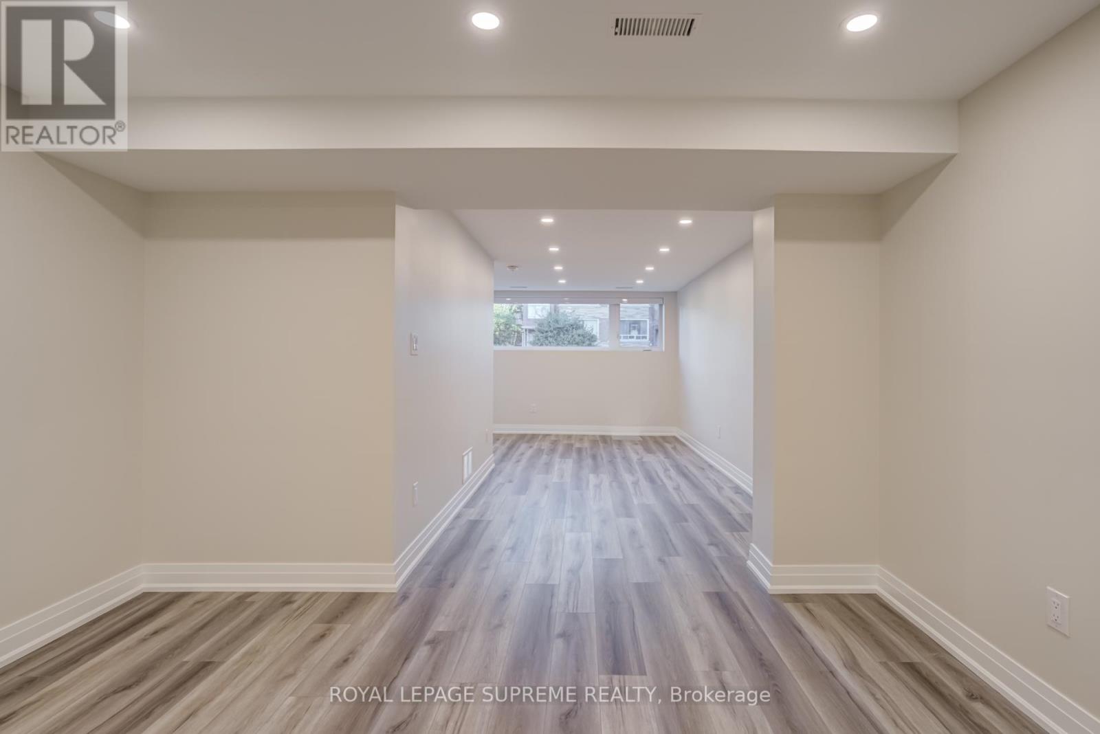 83 Clairton Crescent, Toronto, Ontario  M6N 2M7 - Photo 34 - W12433162