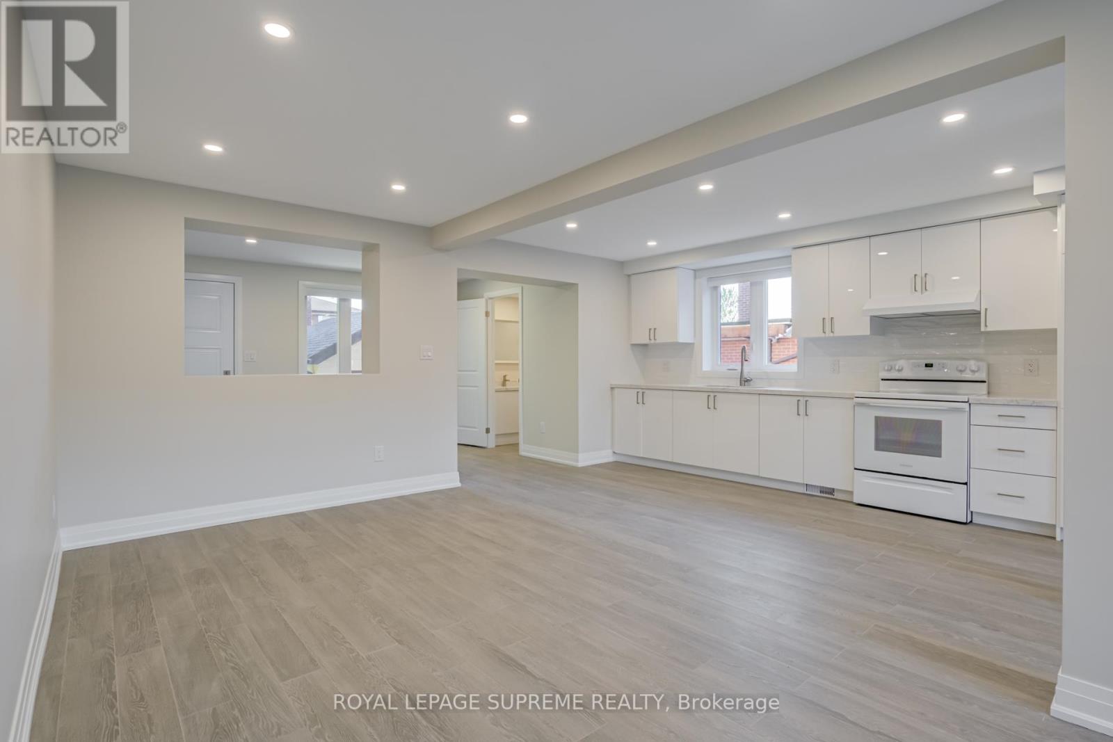 83 Clairton Crescent, Toronto, Ontario  M6N 2M7 - Photo 9 - W12433162