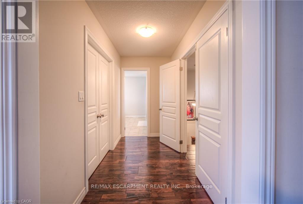 83 Boulder Crescent, Hamilton, Ontario  L0R 1P0 - Photo 20 - X12438806