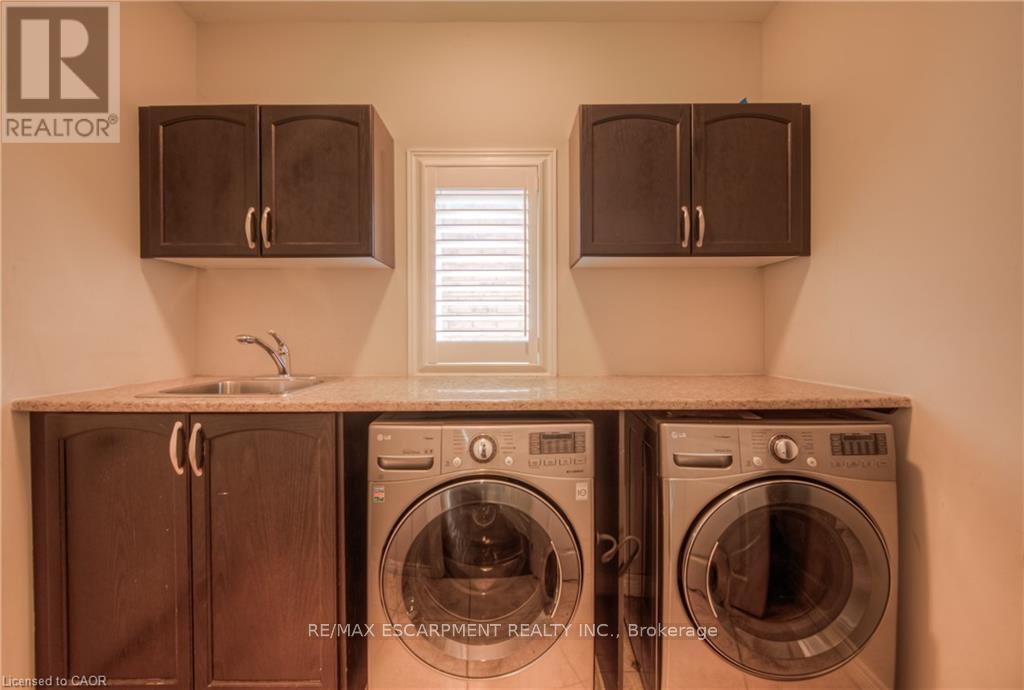 83 Boulder Crescent, Hamilton, Ontario  L0R 1P0 - Photo 22 - X12438806
