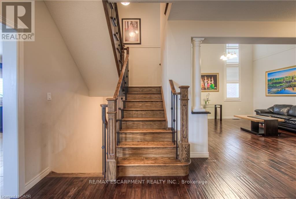 83 Boulder Crescent, Hamilton, Ontario  L0R 1P0 - Photo 32 - X12438806