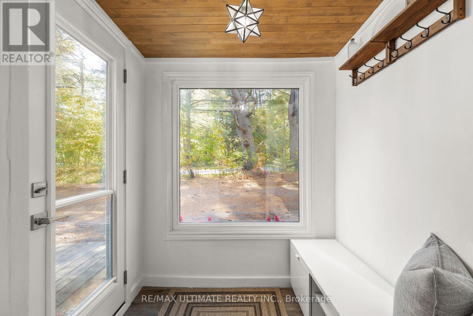 328 Muskoka Rd 10 Road, Huntsville, Ontario  P0B 1L0 - Photo 7 - X12438853