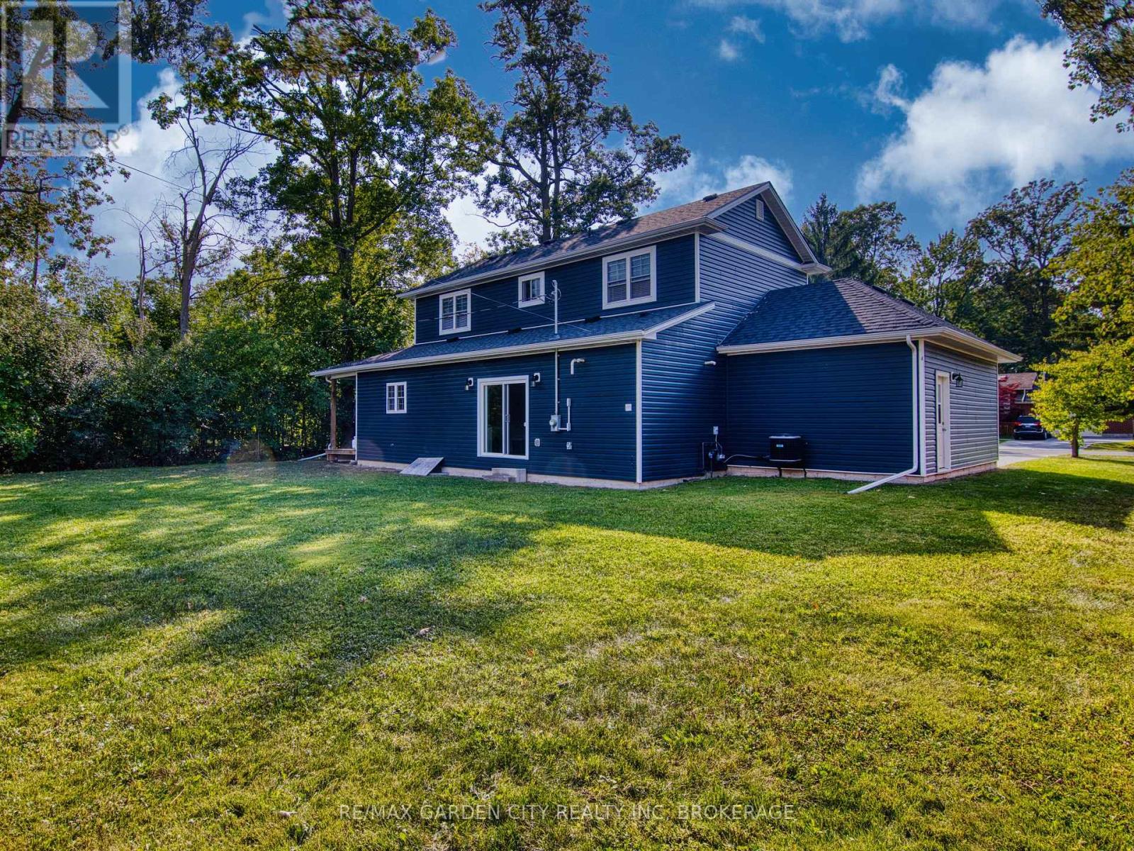 686 Lakeview Road, Fort Erie, Ontario  L2A 4X1 - Photo 42 - X12429189