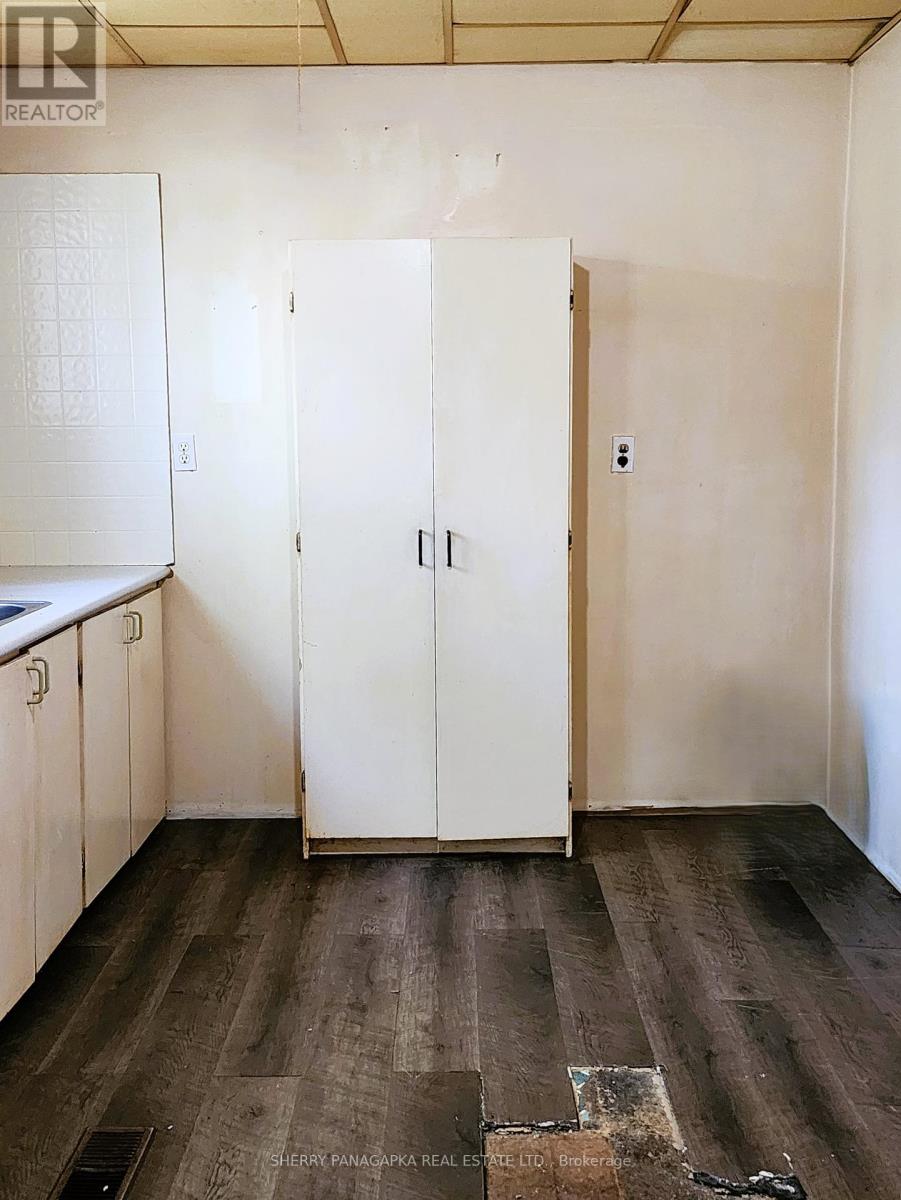 3 Brown Avenue, Kirkland Lake (Kl & Area), Ontario  P2N 1L1 - Photo 11 - T12438881