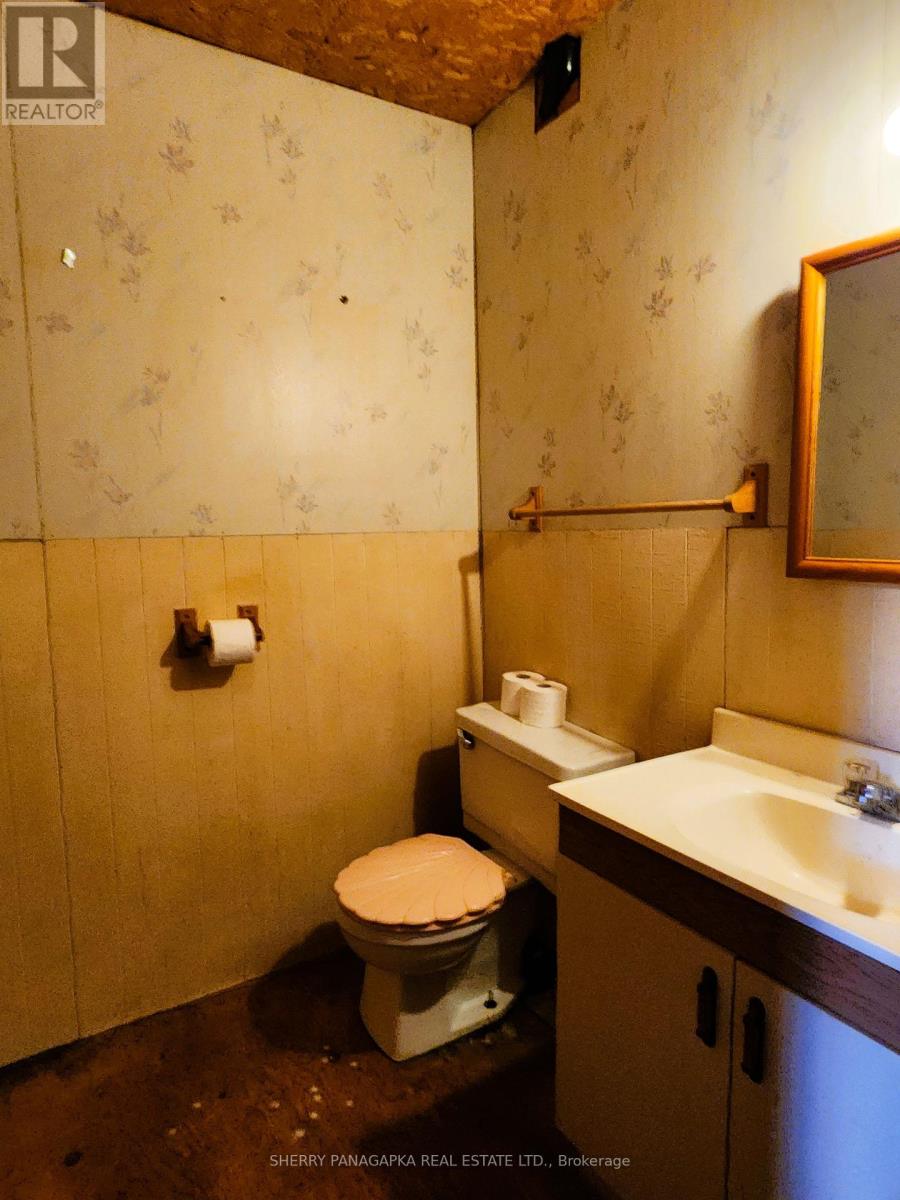 3 Brown Avenue, Kirkland Lake (Kl & Area), Ontario  P2N 1L1 - Photo 17 - T12438881