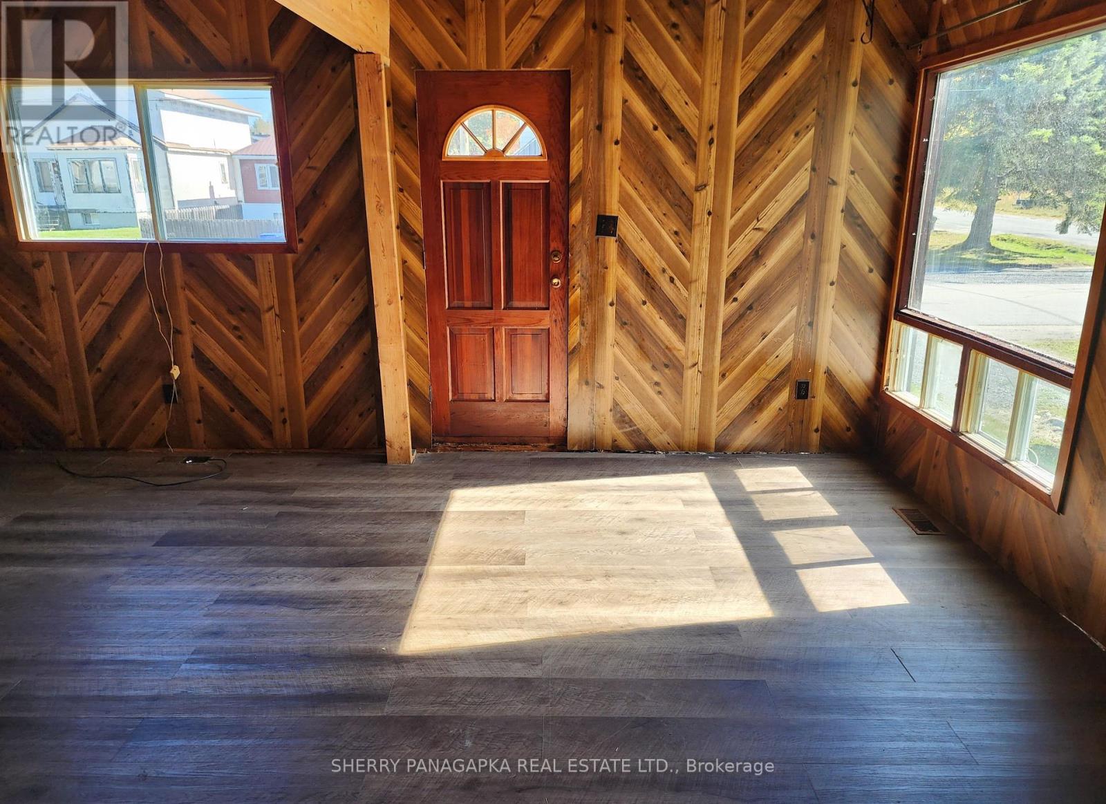 3 Brown Avenue, Kirkland Lake (Kl & Area), Ontario  P2N 1L1 - Photo 6 - T12438881