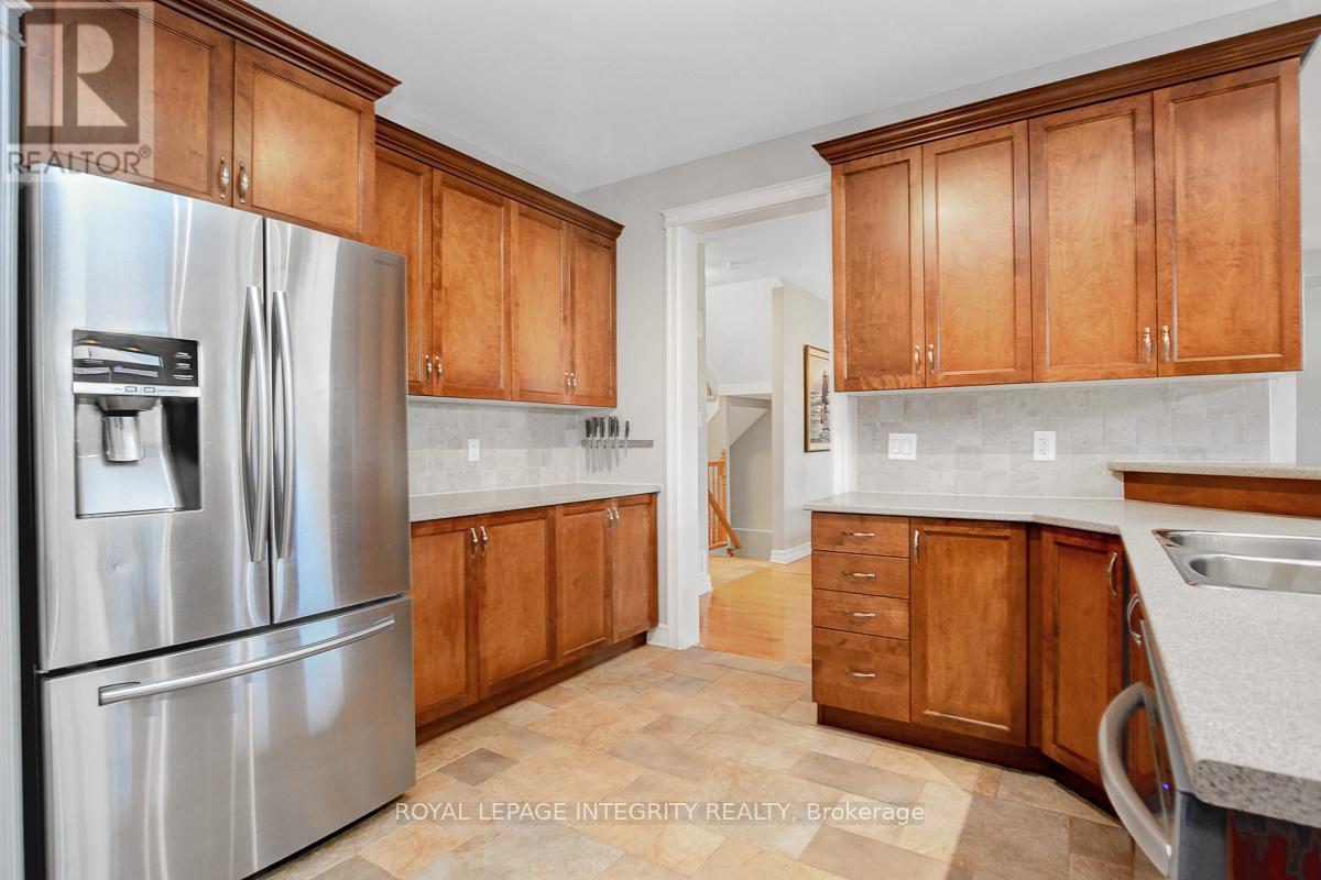 165 Saltspring Private, Ottawa, Ontario  K2M 0B1 - Photo 18 - X12438892