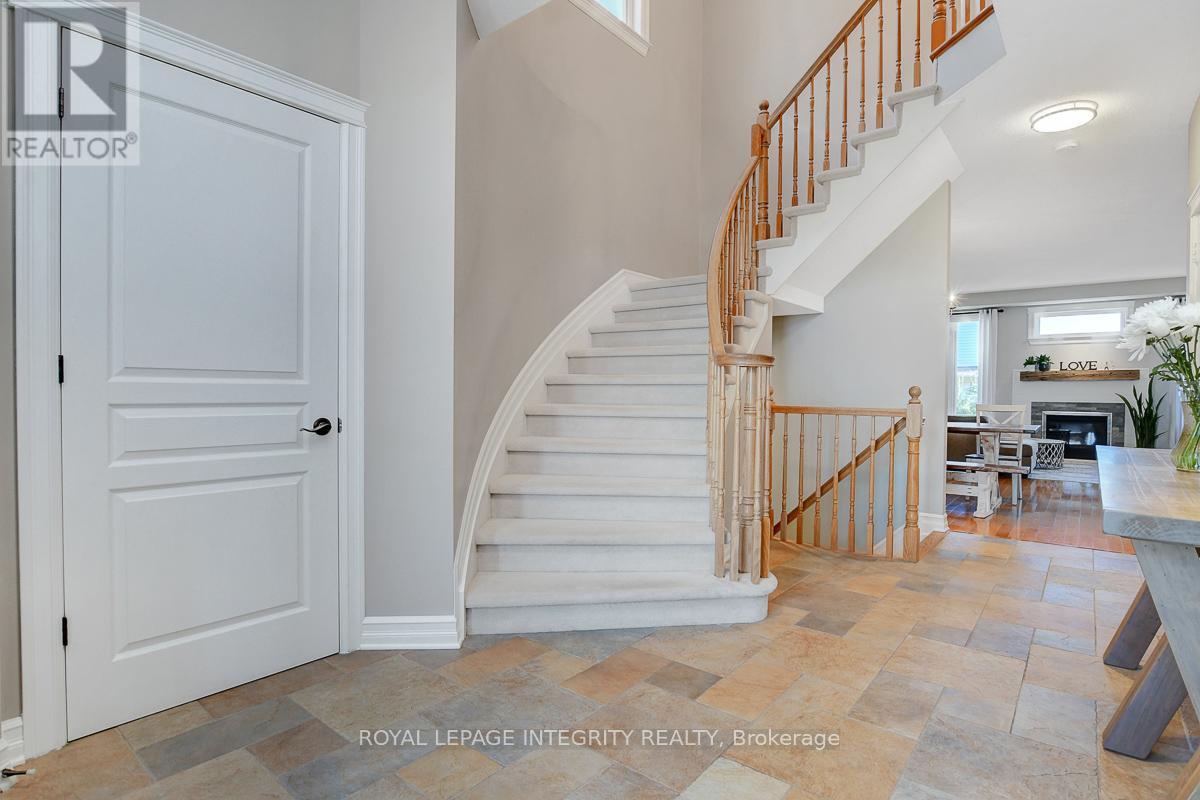 165 Saltspring Private, Ottawa, Ontario  K2M 0B1 - Photo 2 - X12438892