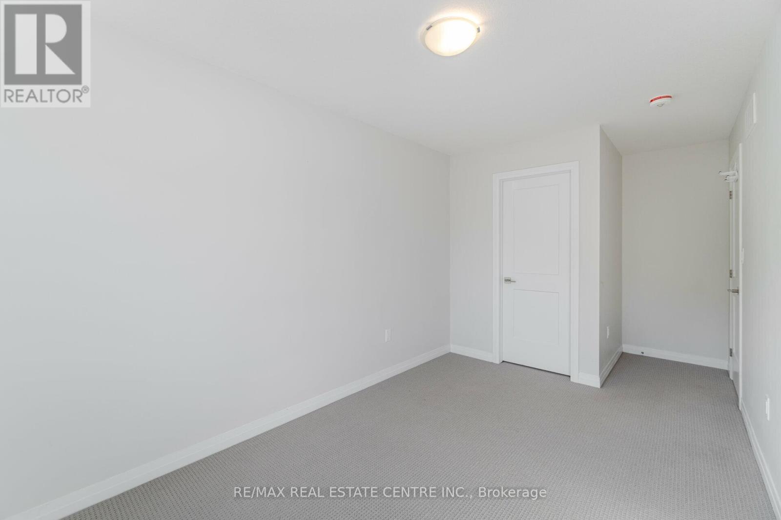48 - 30 Times Square Boulevard, Hamilton, Ontario  L8J 0L8 - Photo 19 - X12433150
