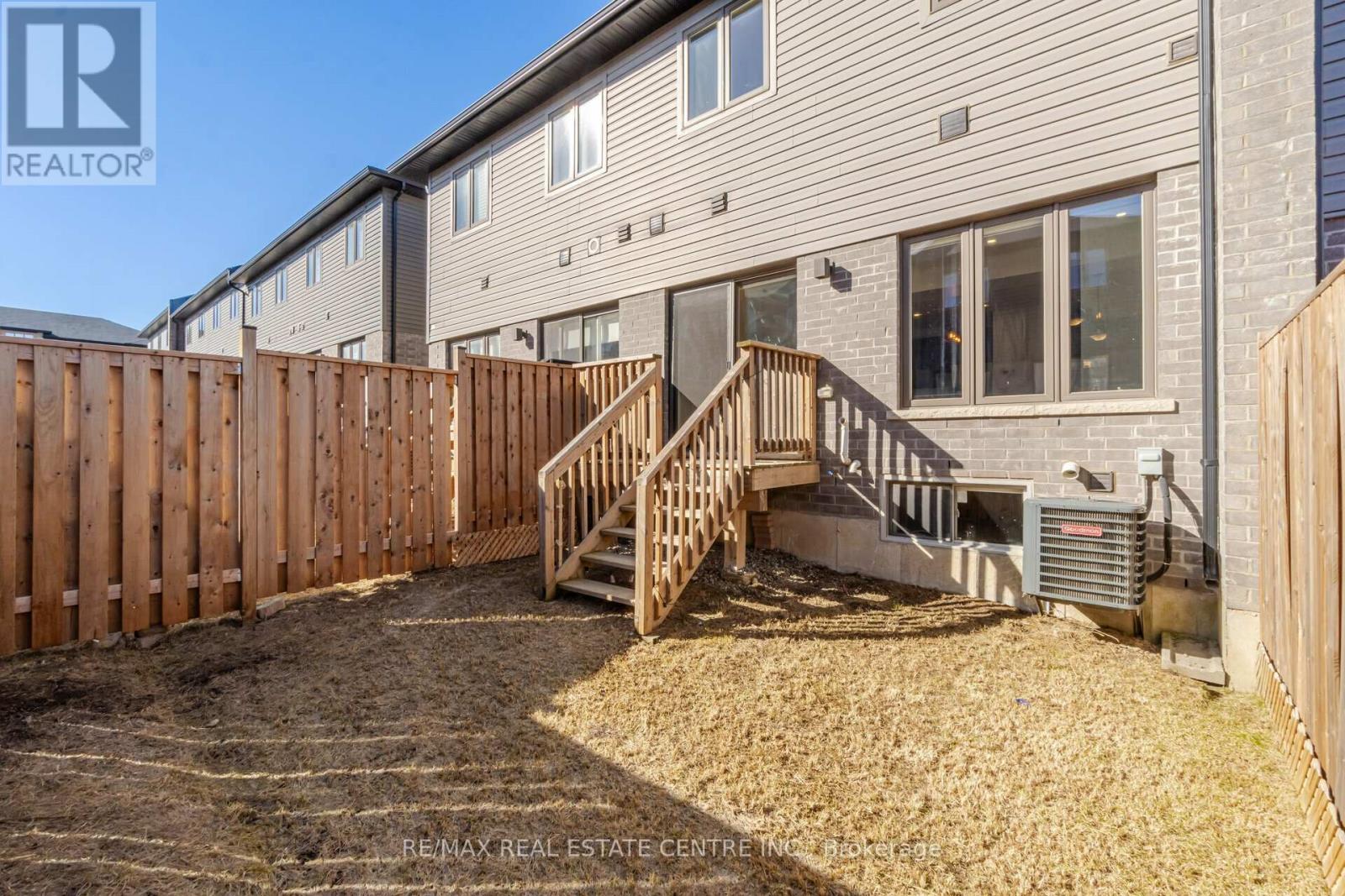 48 - 30 Times Square Boulevard, Hamilton, Ontario  L8J 0L8 - Photo 33 - X12433150