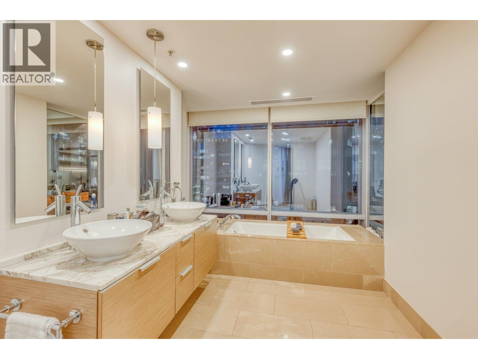 1702 1111 Alberni Street, Vancouver, British Columbia  V6E 4V2 - Photo 9 - R3054334