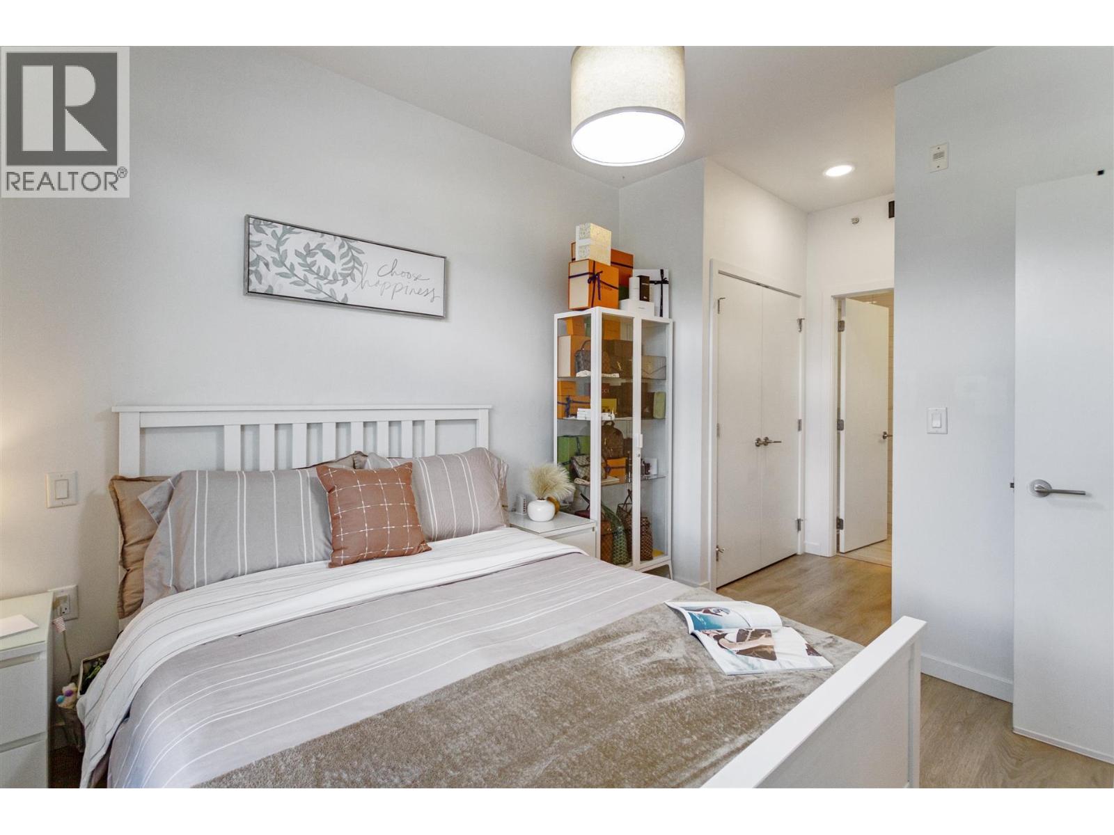 519 725 Marine Drive, North Vancouver, British Columbia  V7M 0G2 - Photo 13 - R3054387