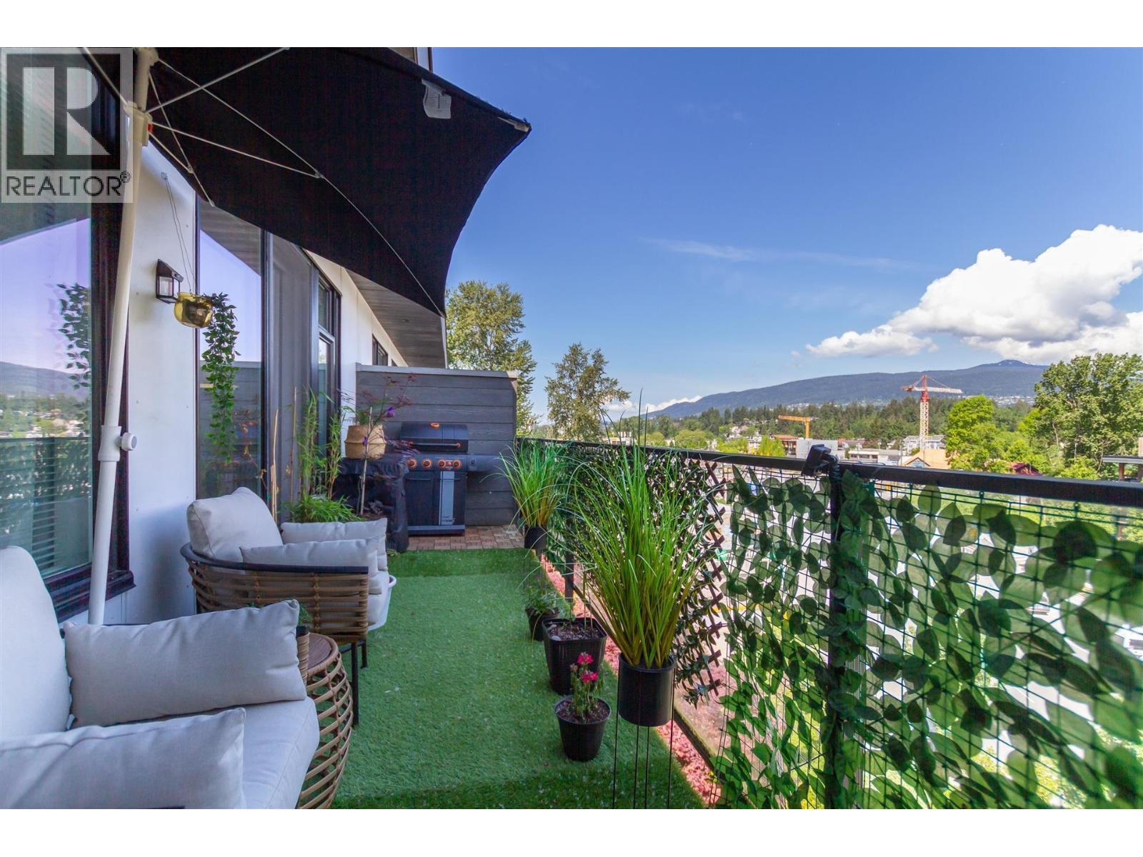 519 725 Marine Drive, North Vancouver, British Columbia  V7M 0G2 - Photo 2 - R3054387