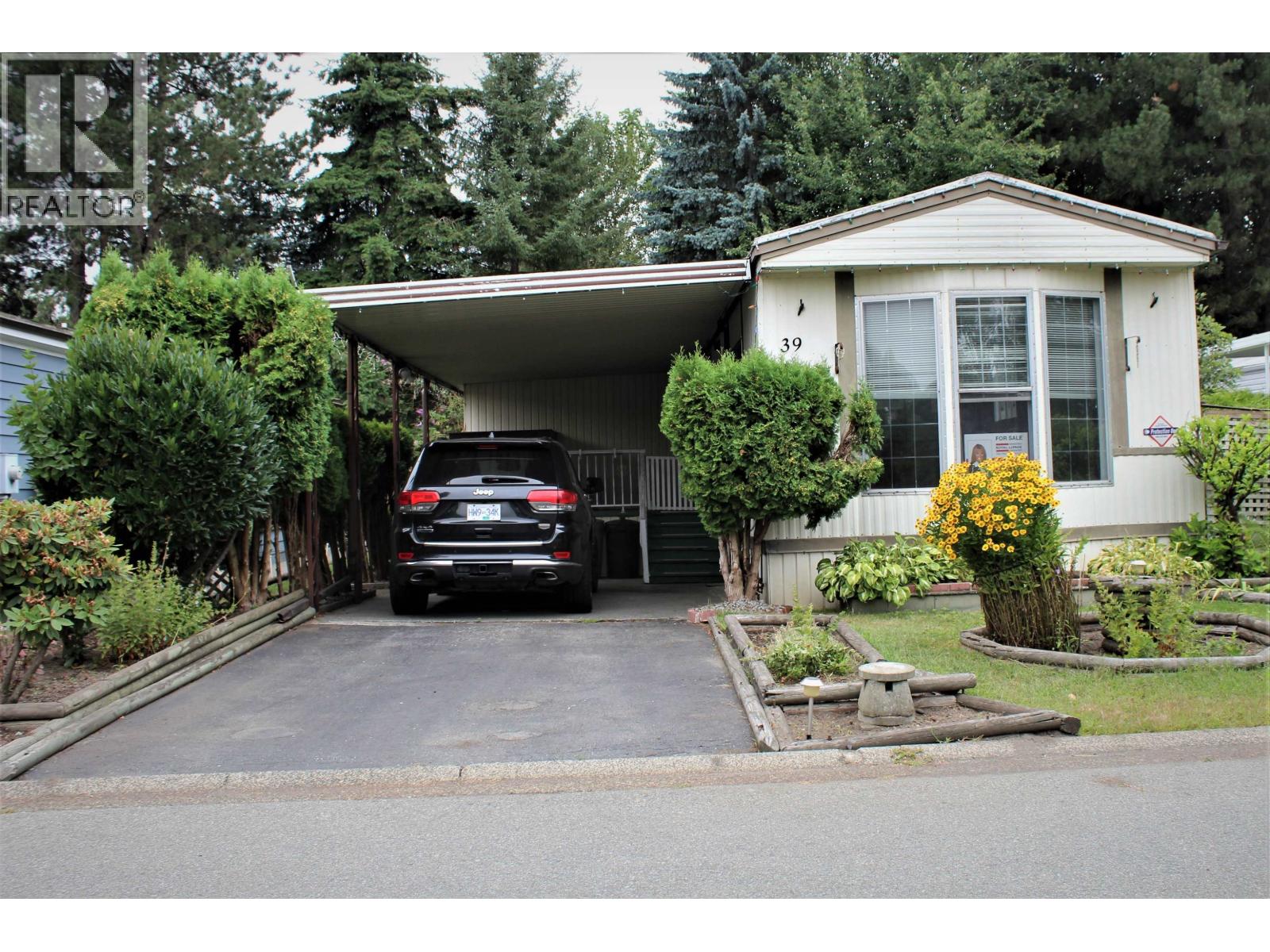 39 145 King Edward Street, Coquitlam, British Columbia  V3K 6L3 - Photo 2 - R3024695