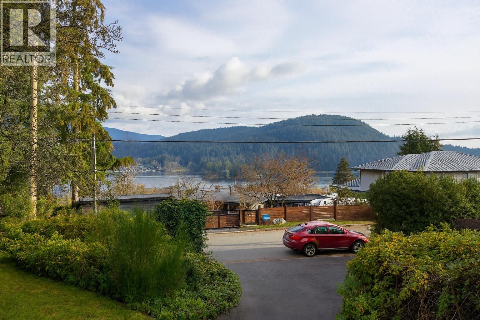 873 Baycrest Drive, North Vancouver, British Columbia  V7G 1N7 - Photo 18 - R3054307