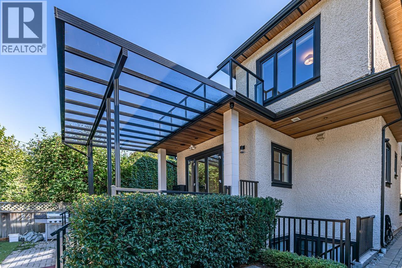 2765 W 15th Avenue, Vancouver, British Columbia  V6K 2Z7 - Photo 31 - R3054414