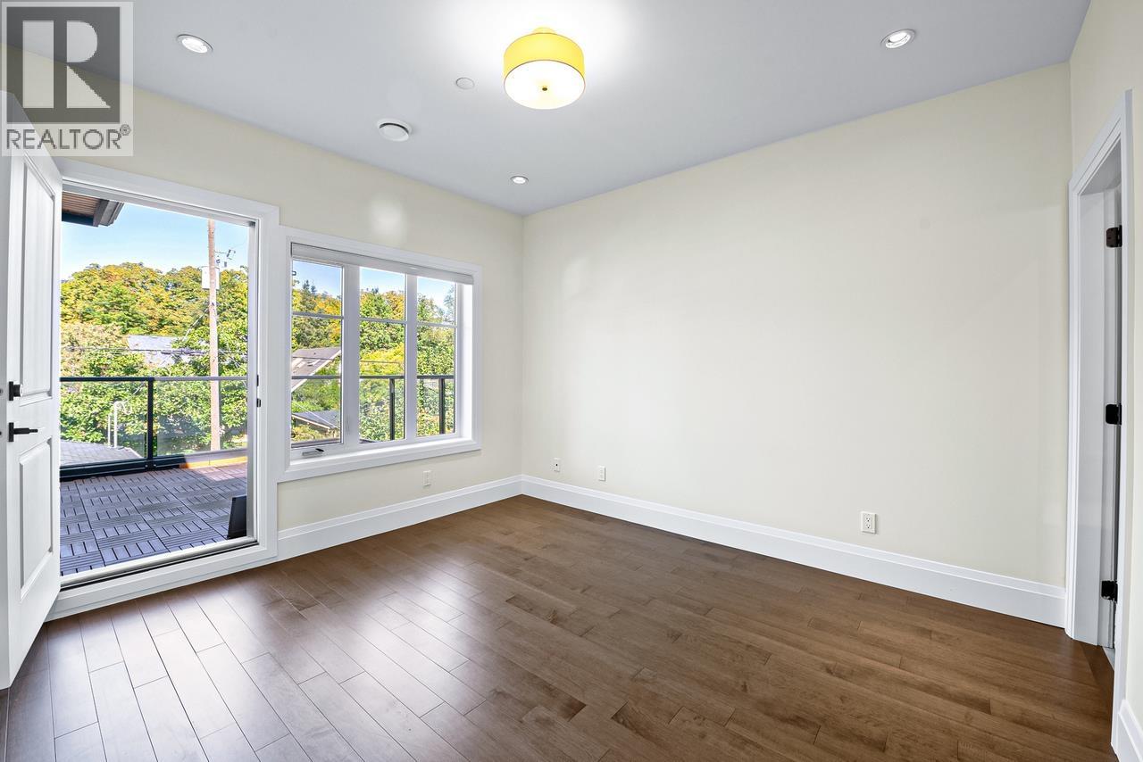 2765 W 15th Avenue, Vancouver, British Columbia  V6K 2Z7 - Photo 5 - R3054414