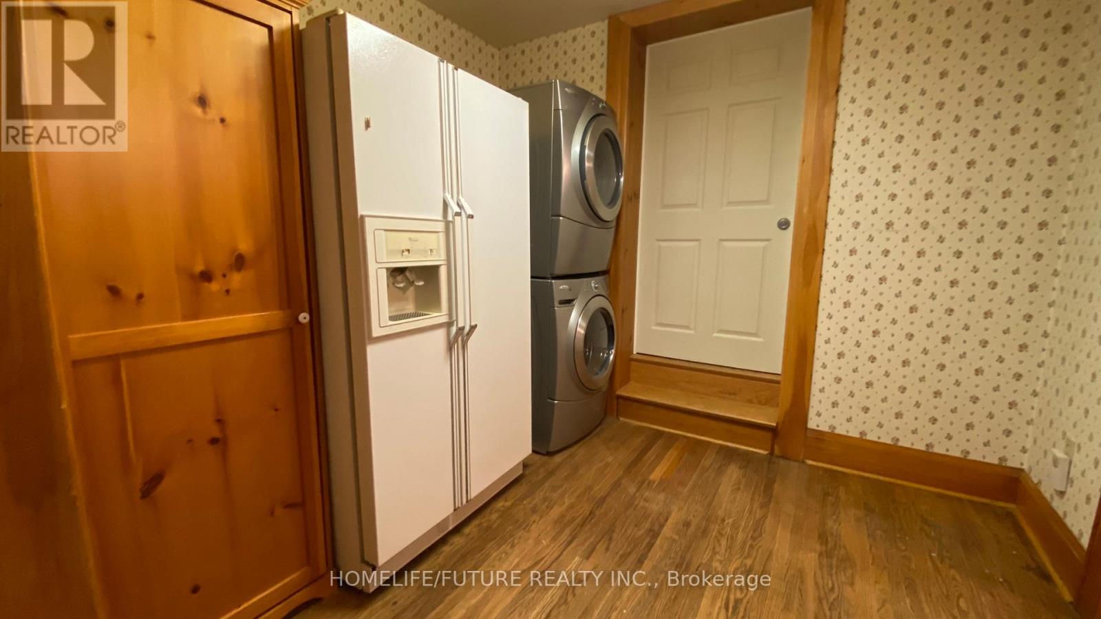 192 Parkview Avenue, Toronto, Ontario  M2N 3Y8 - Photo 9 - C12438878