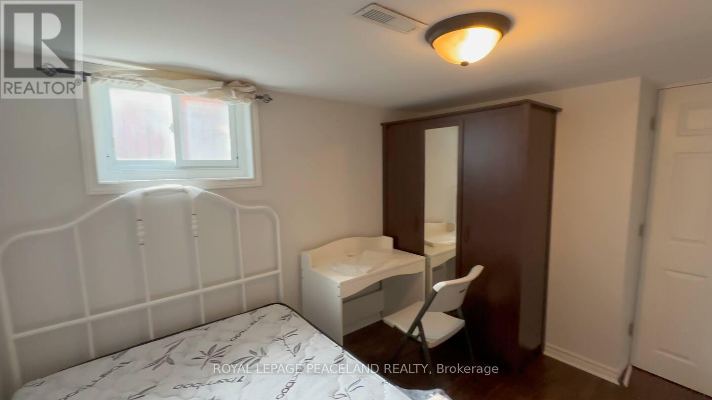 Lower - 19 Midholm Drive, Toronto, Ontario  M1K 3A9 - Photo 7 - E12438869