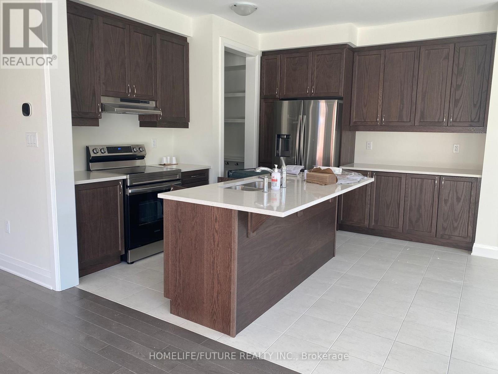 1380 Stillmeadow Lane, Pickering, Ontario  L1X 0N5 - Photo 9 - E12438871