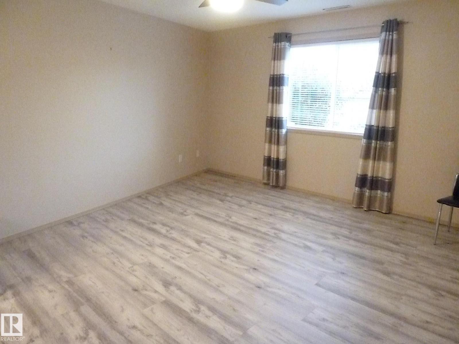 #112 16303 95 St Nw, Edmonton, Alberta  T5Z 3V1 - Photo 9 - E4460326
