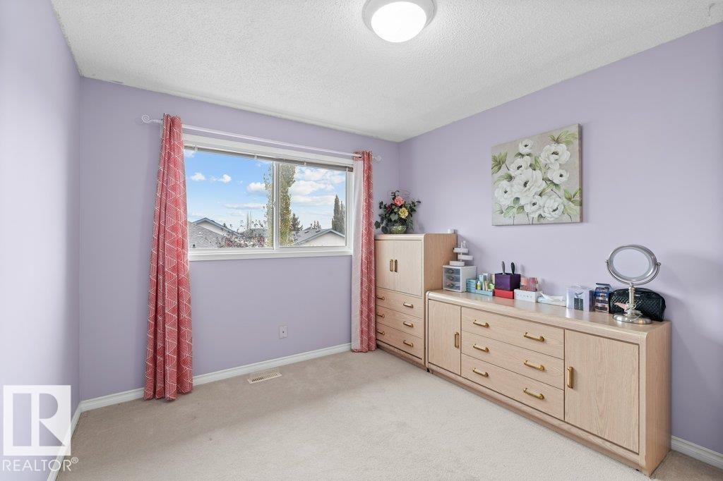 11608 11a Av Nw, Edmonton, Alberta  T6J 6Y7 - Photo 28 - E4460327