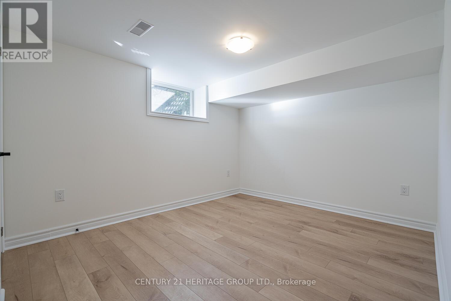 254 Demaine Crescent, Richmond Hill, Ontario  L4C 2W5 - Photo 39 - N12438865