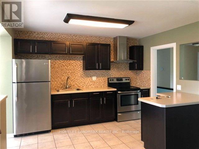 763 Grace Street, Newmarket, Ontario  L3Y 2L4 - Photo 4 - N12438887