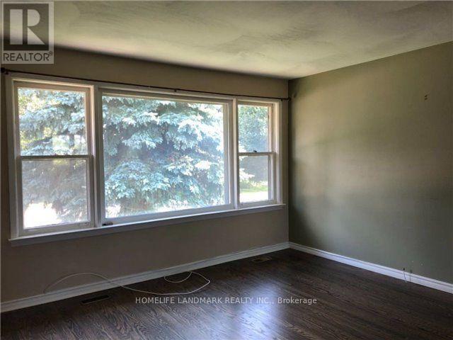 763 Grace Street, Newmarket, Ontario  L3Y 2L4 - Photo 9 - N12438887