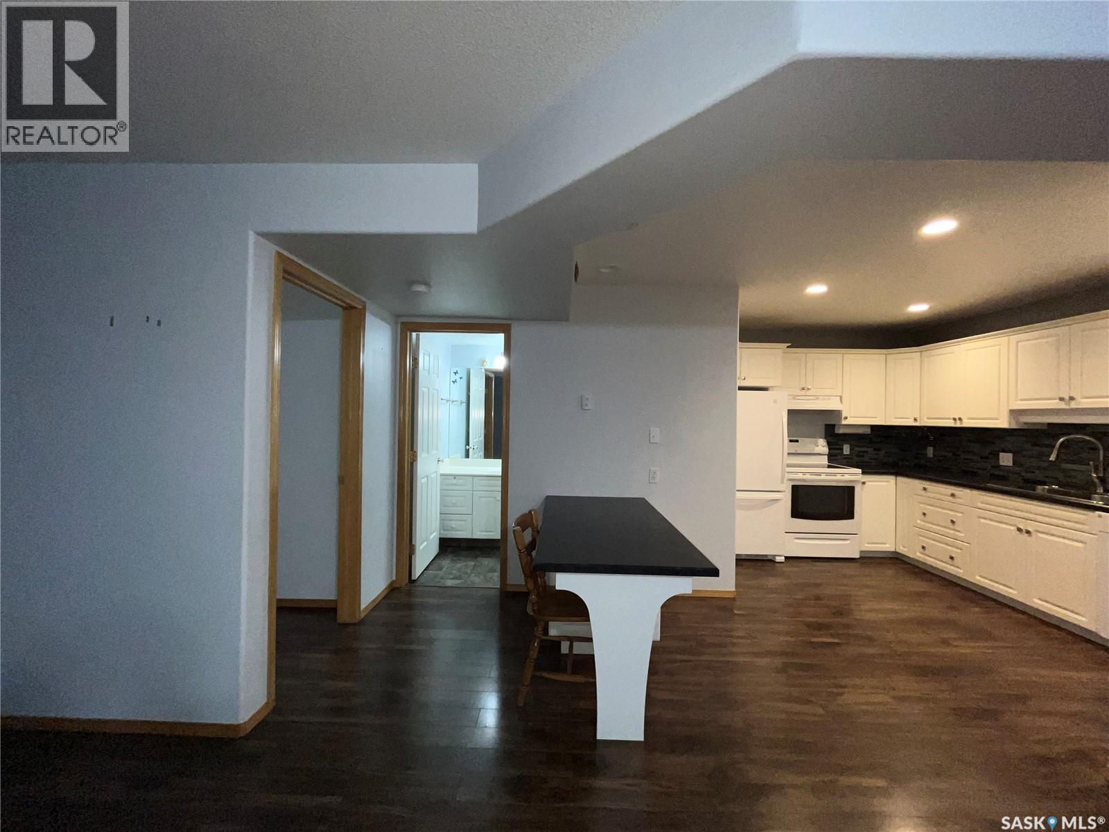 206 230 Lister Kaye Crescent, Swift Current, Saskatchewan  S9H 0A2 - Photo 4 - SK019849