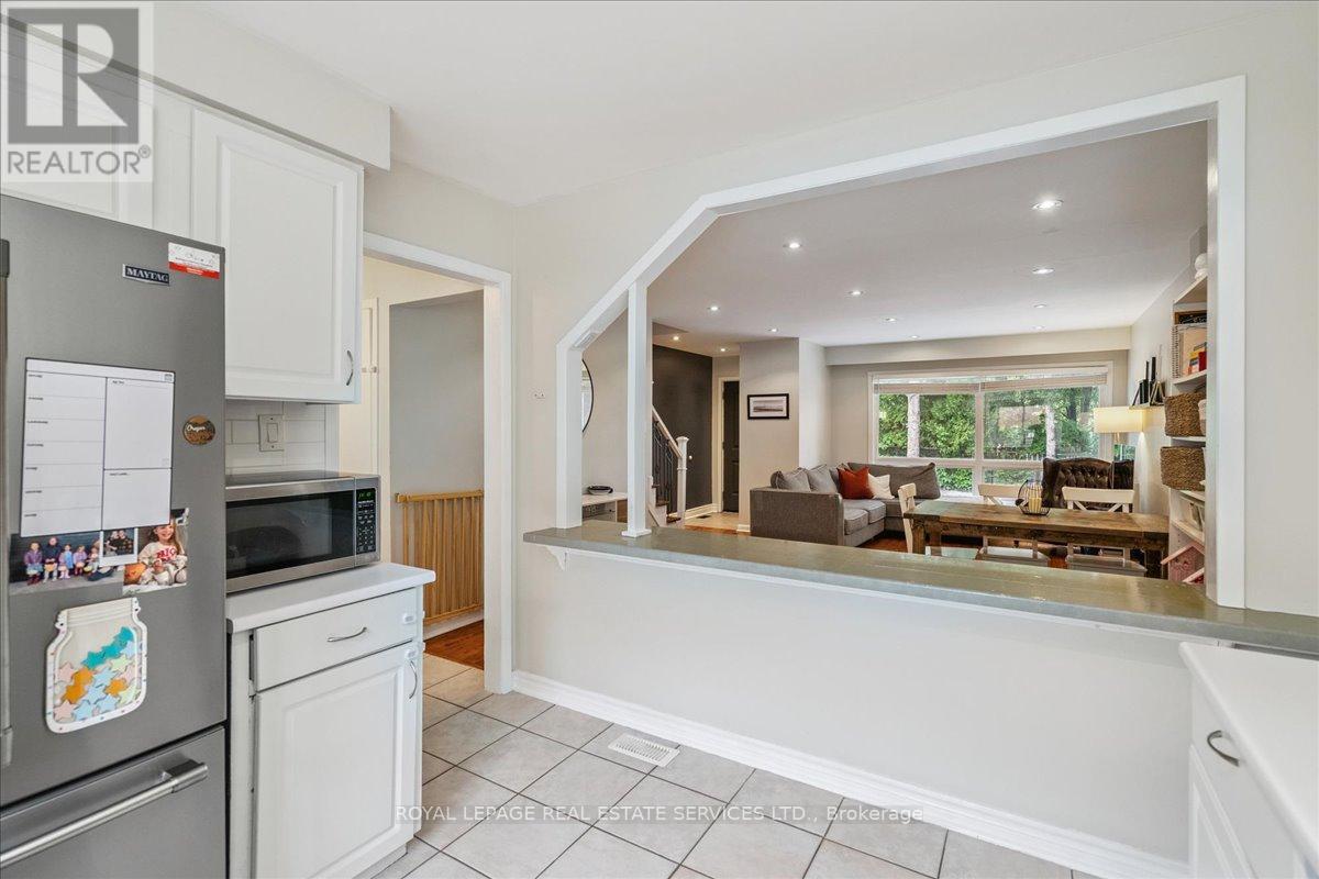 3 - 3011 Centennial Drive, Burlington, Ontario  L7M 1B3 - Photo 11 - W12418895