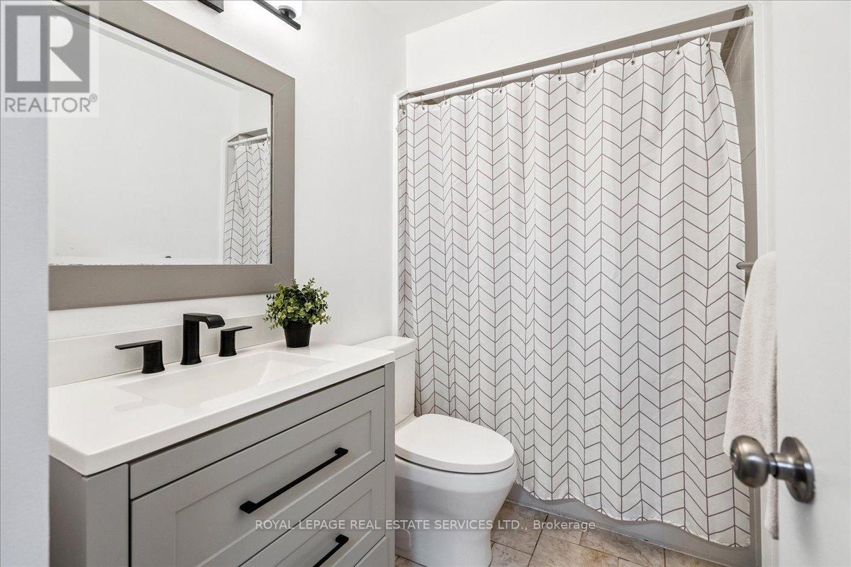 3 - 3011 Centennial Drive, Burlington, Ontario  L7M 1B3 - Photo 16 - W12418895