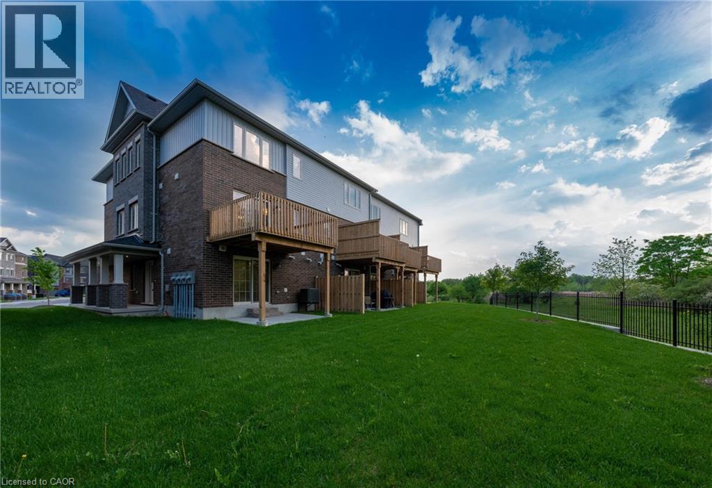 311 Woolwich Street Unit# 27, Waterloo, Ontario  N2K 0H4 - Photo 2 - 40775625