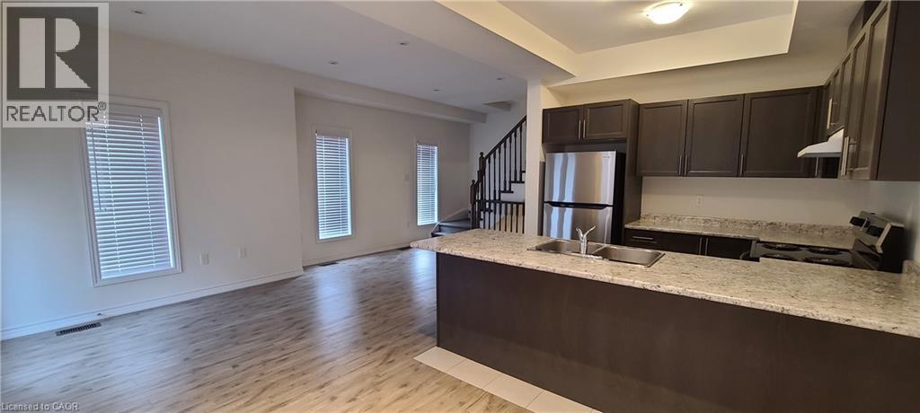 383 Dundas Street E Unit# 43, Waterdown, Ontario  L8B 1X6 - Photo 4 - 40775392